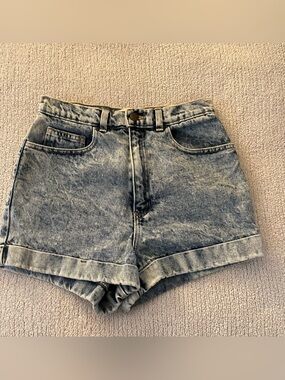 American Apparel Classic High-Rise Acid Wash Denim Shorts - Blue size 29